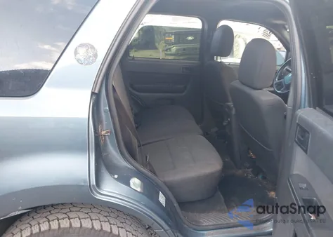 2011 Ford Escape Xlt из США, поврежденный, VIN 1FMCU0D72BKA82941